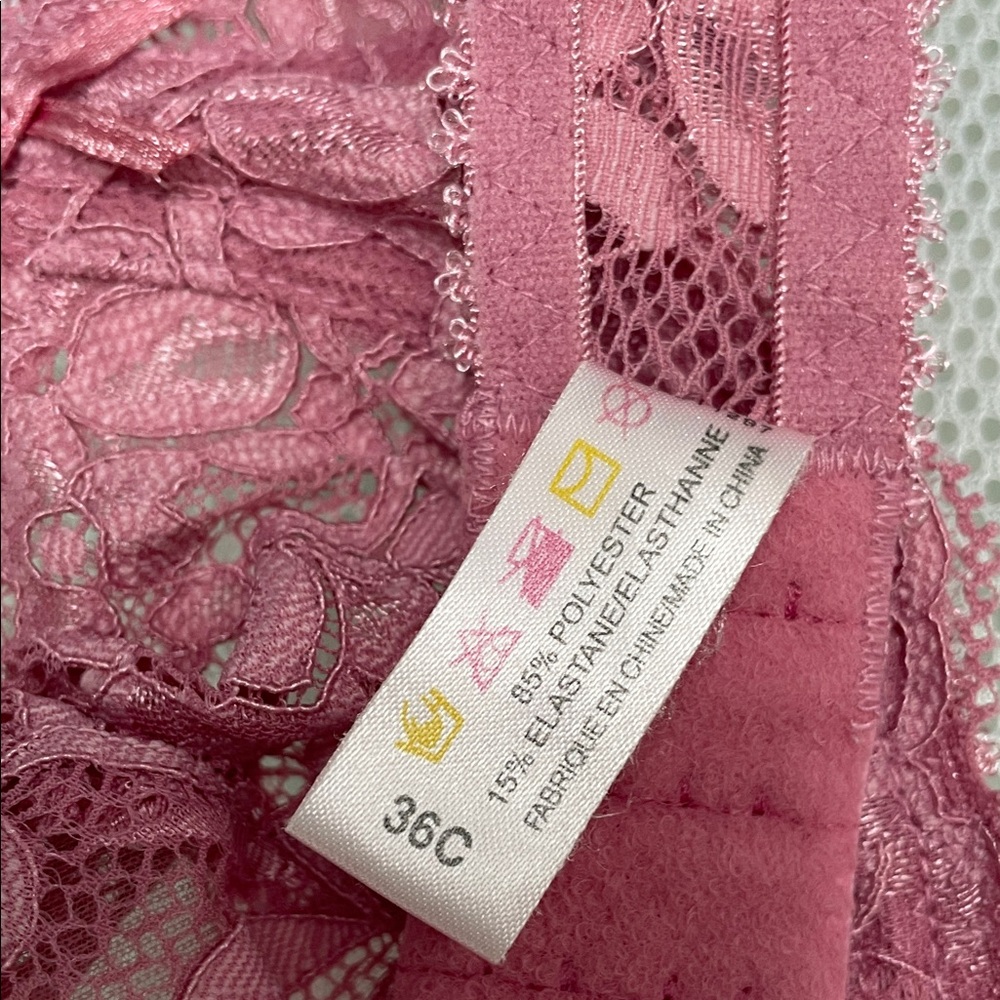 NWOT  Hanky Panky Rose Pink Lace Underwire Bra with Nude Lace Bandeau - Picture 6 of 9